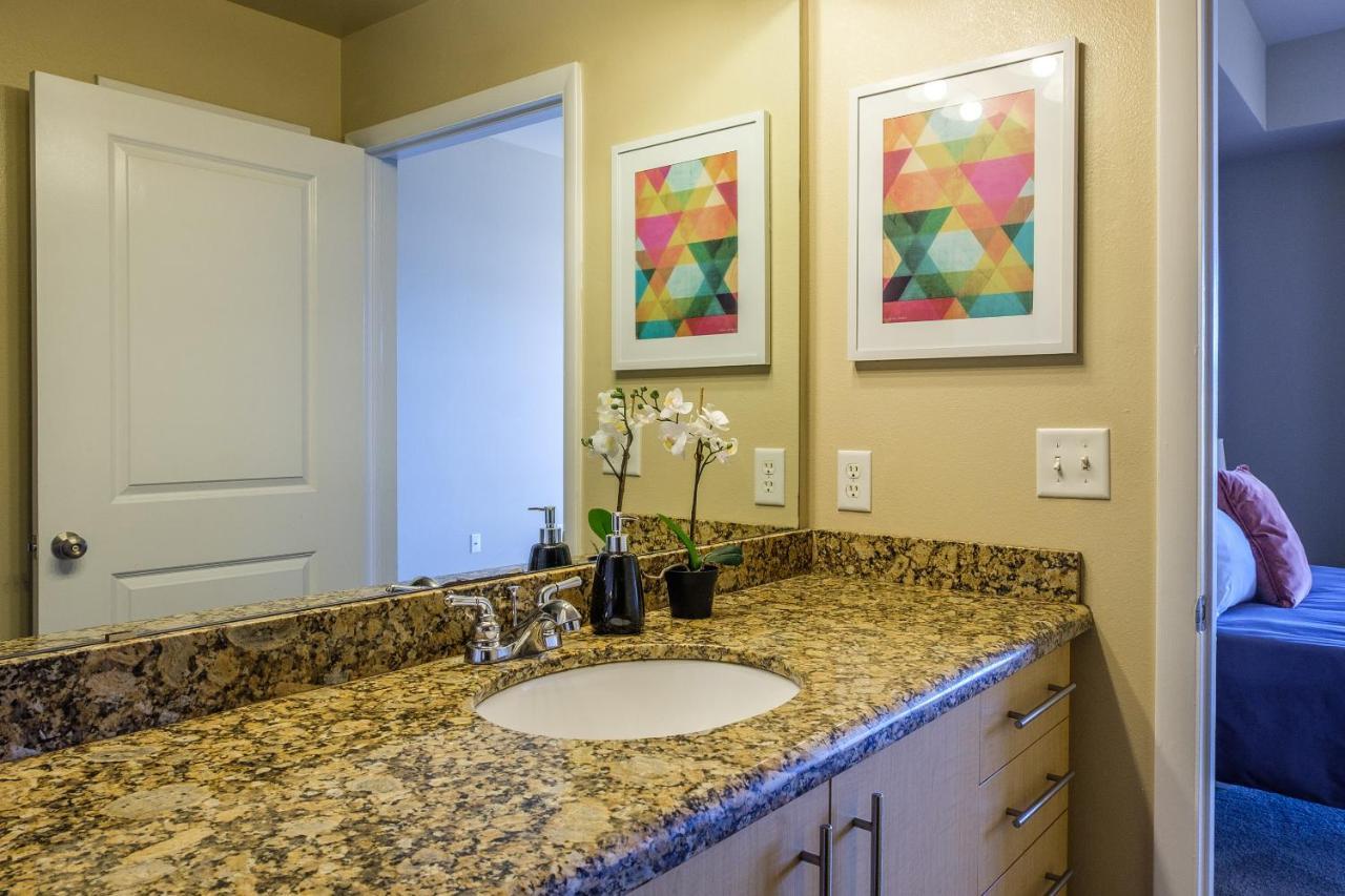 Frontdesk Oakwood Residence Apts Uptown Dallas Exterior foto